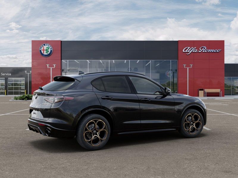 New 2025 Alfa Romeo Stelvio Intensa AwdImage 22