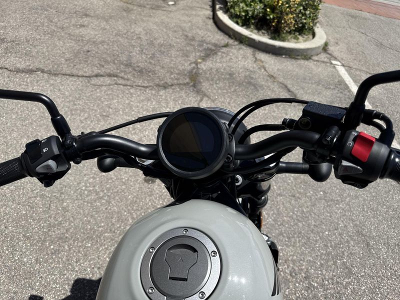 New 2026 Honda REBEL 300 E-CLUTCH Image 13