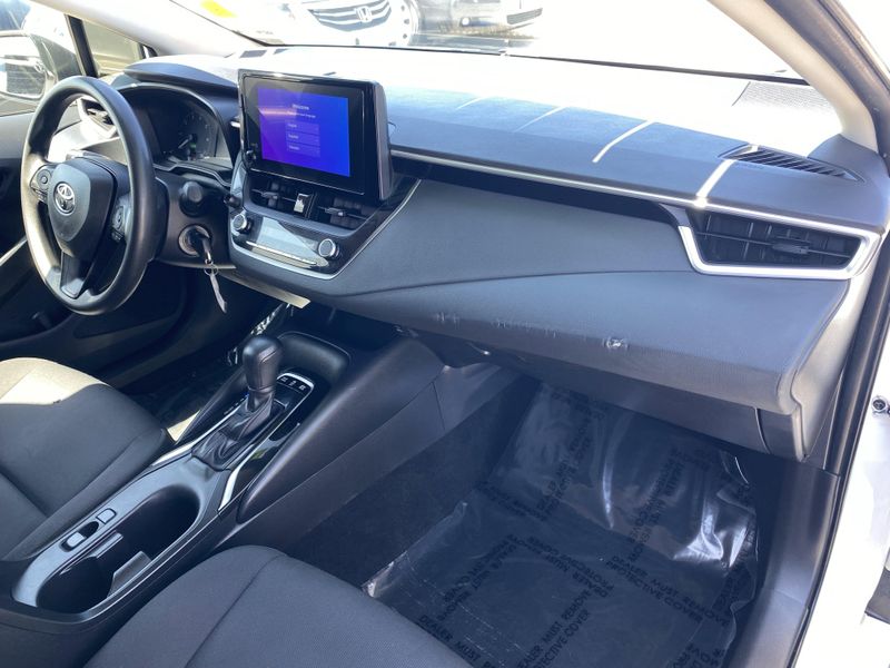 Used 2023 Toyota Corolla LEImage 9