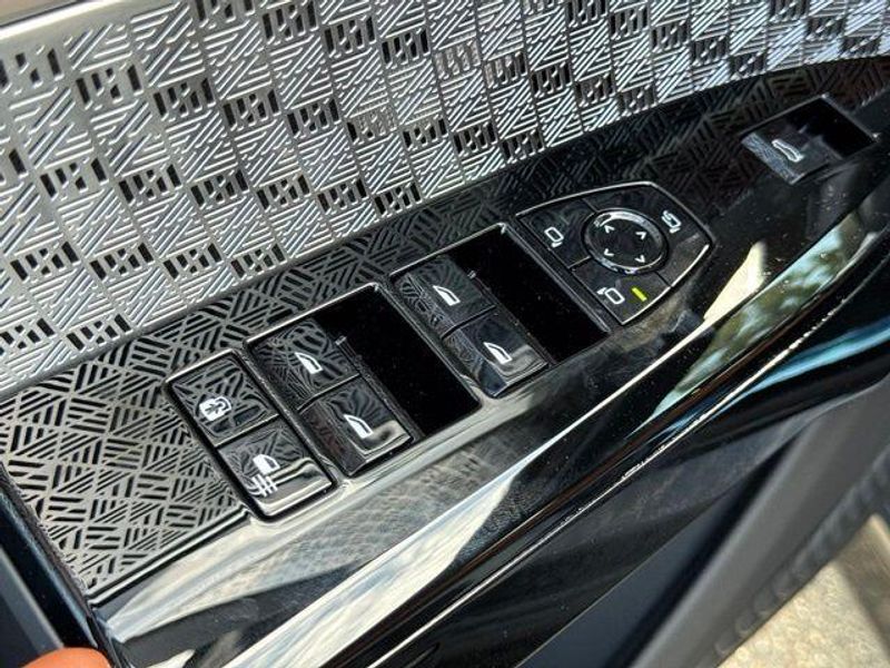 New 2026 BMW 7 Series 760i xDriveImage 16