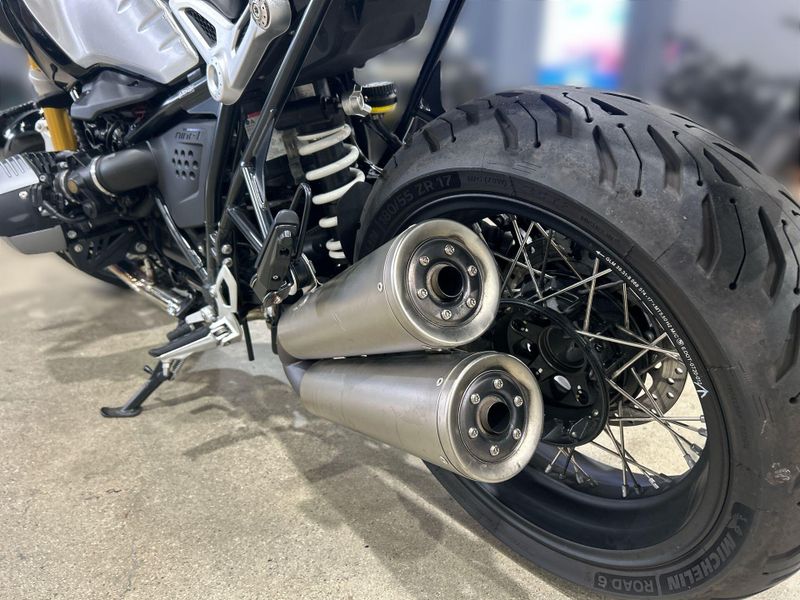 2021 BMW R nineT Image 26