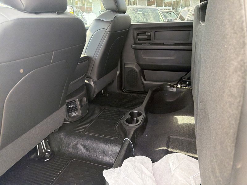 New 2026 RAM 3500 Tradesman Crew Cab Chassis 4x4 60