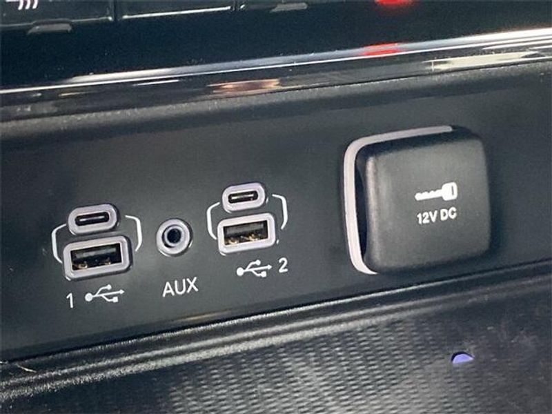 2023 Jeep Grand Cherokee L AltitudeImage 28