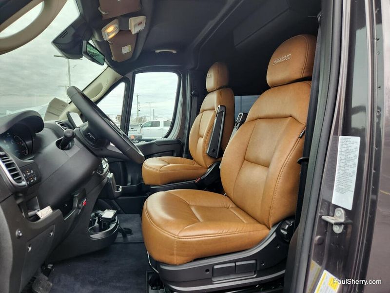 New 2024 RAM Promaster 2500 Slt+ Window Van High Roof 159' Wb