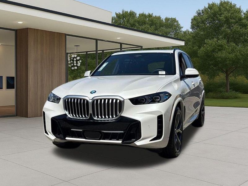 New 2026 BMW X5 xDrive50eImage 3