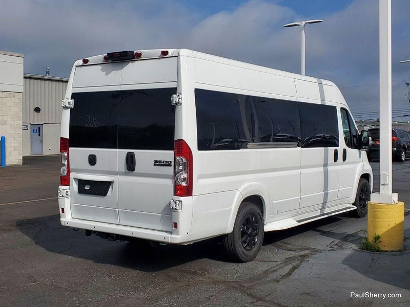 2024 RAM Promaster 3500 Slt+ Window Van High Roof 159