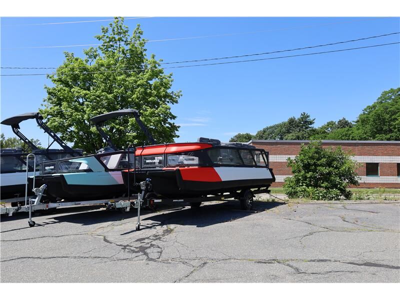 New 2024 SEADOO PB SWT 19 170 CAT RD Image 4