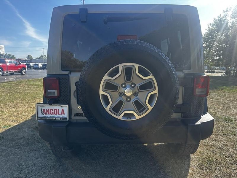 2017 Jeep Wrangler Unlimited Rubicon photo 4