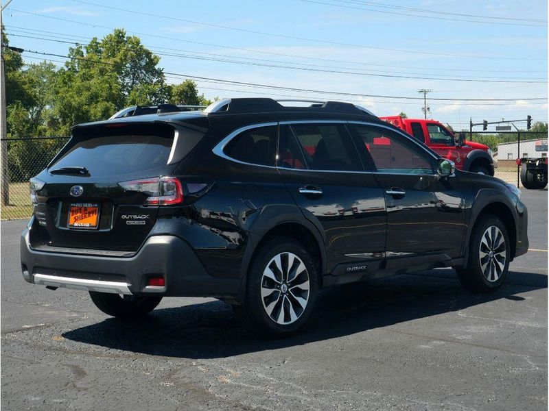 2024 Subaru Outback TouringImage 12