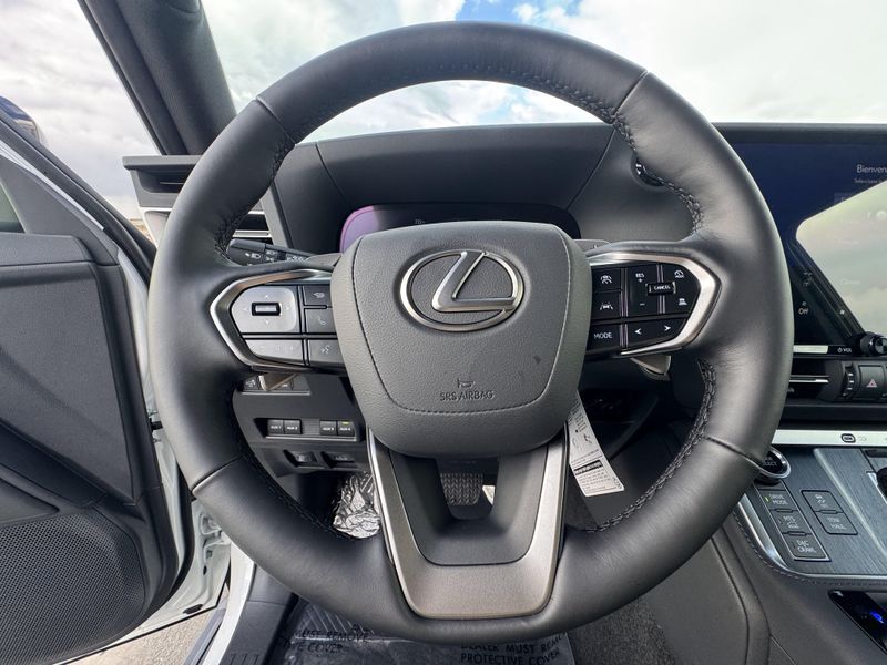 New 2026 Lexus GX 550 OvertrailImage 21