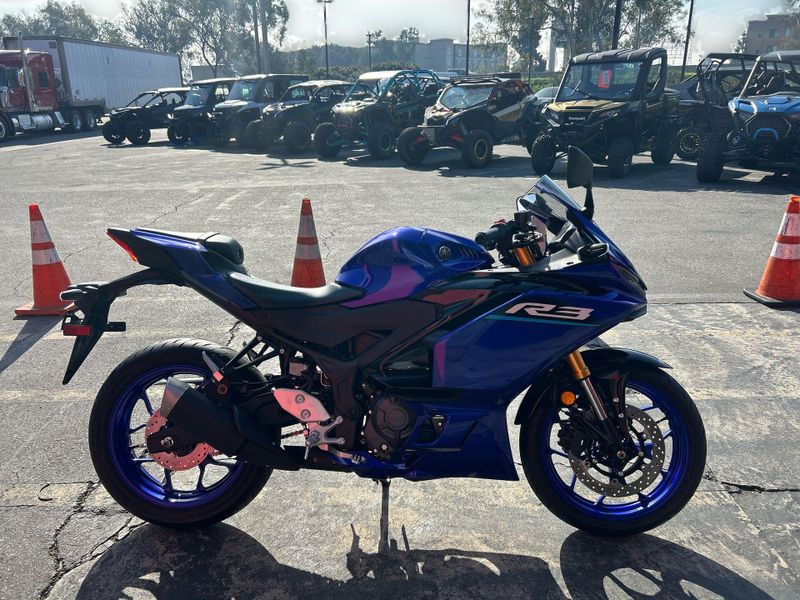 New 2026 Yamaha YZF-R3 ABS Image 11