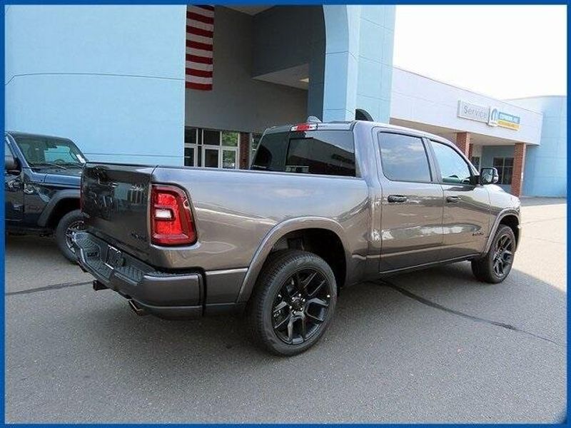 2025 RAM 1500 LaramieImage 6