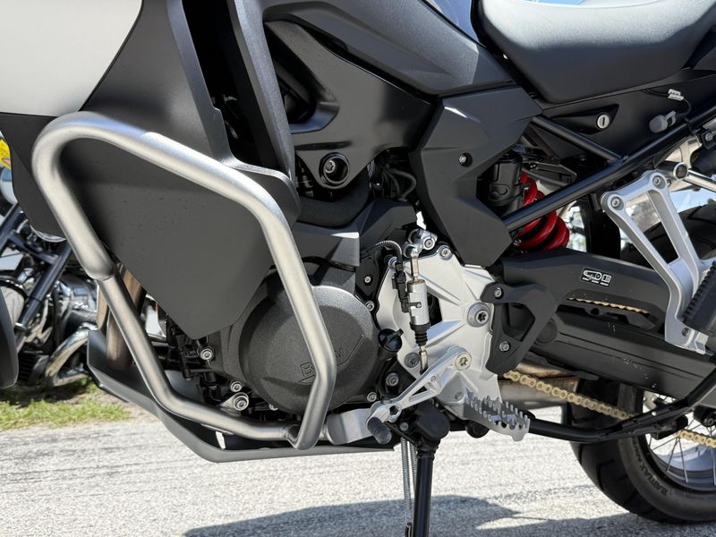 2025 BMW F 900 GS Adventure