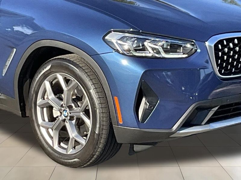 2022 BMW X4 xDrive30iImage 13