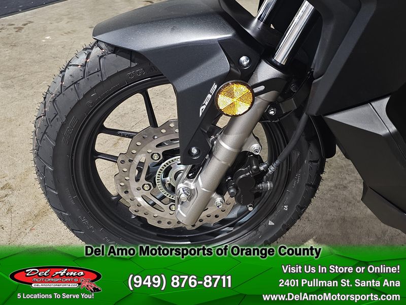 2025 Honda ADV160 Image 21