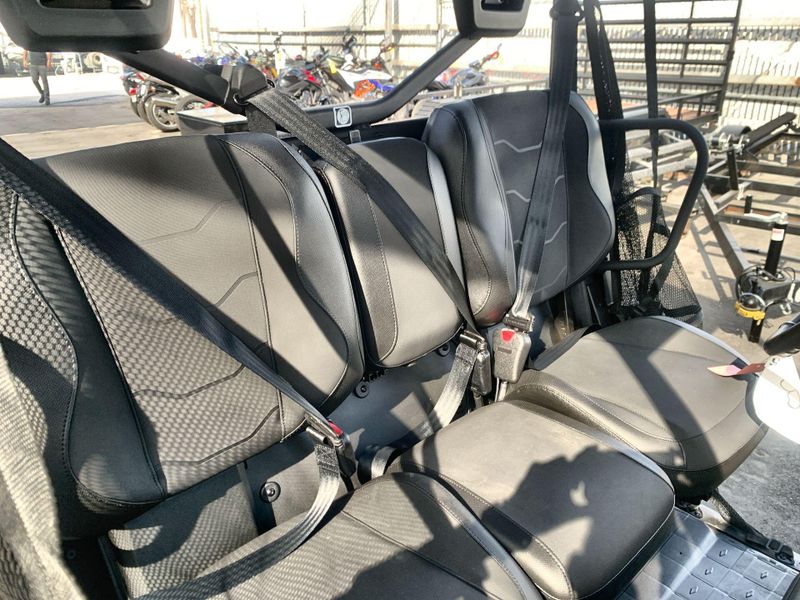 New 2026 Can-Am DEFENDER XT HD7 Image 5