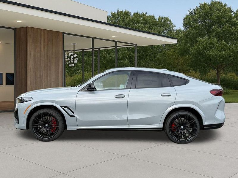 New 2026 BMW X6 M CompetitionImage 12