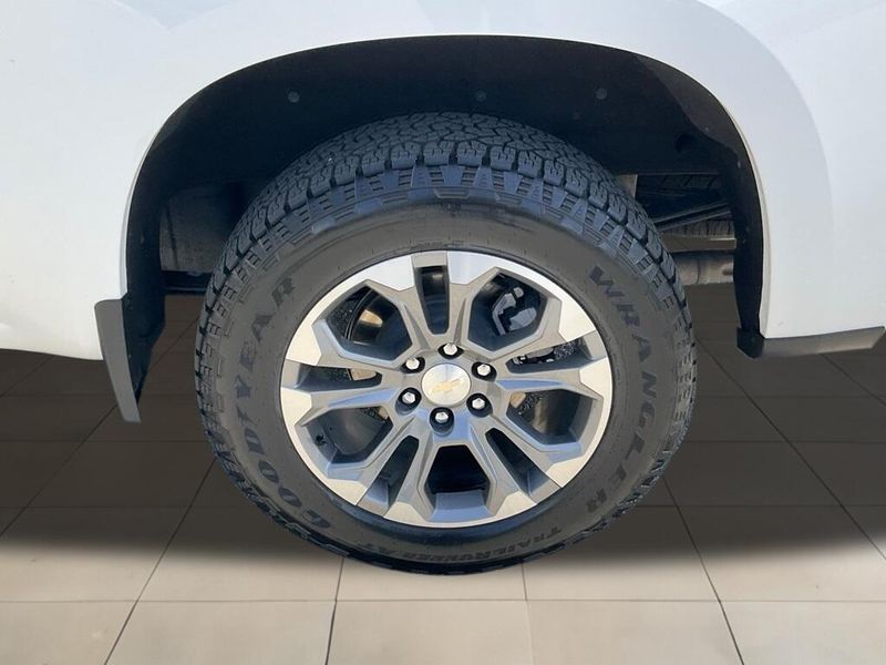 2023 Chevrolet Silverado 1500 High CountryImage 17
