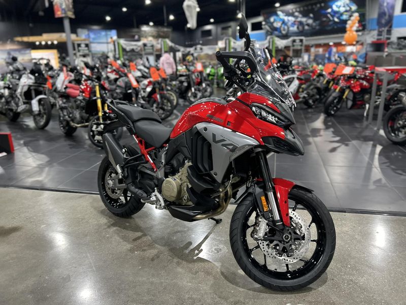 New 2025 Ducati MULTISTRADA V4 Image 24