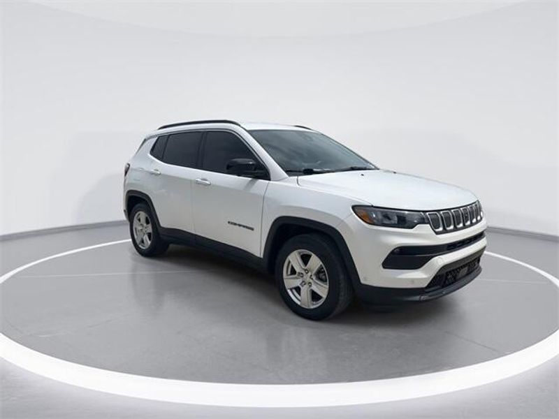 2022 Jeep Compass LatitudeImage 2