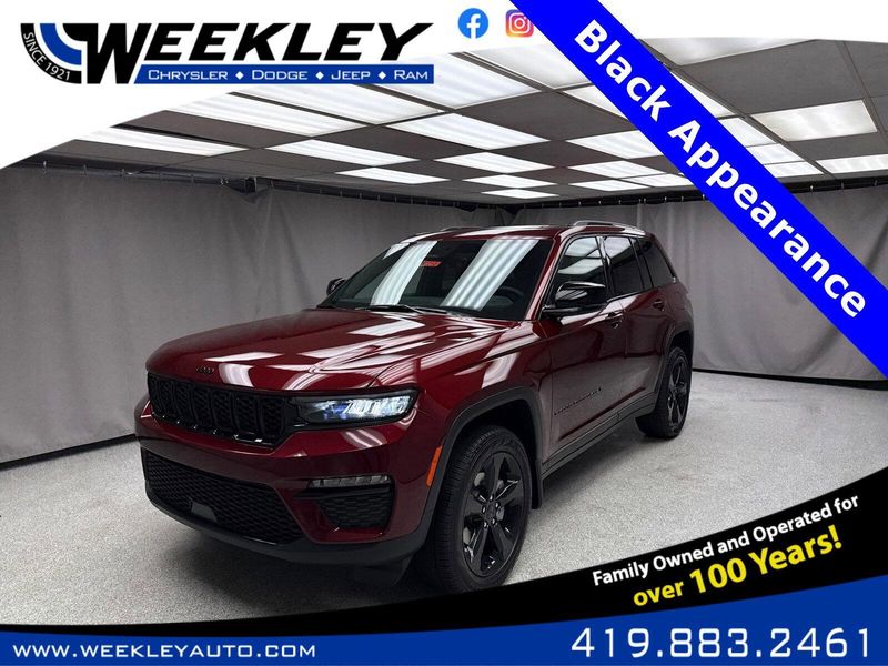 New 2025 Jeep Grand Cherokee Limited 4x4Image 1