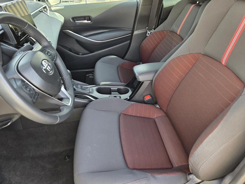 Used 2025 Toyota Corolla SE CVT (Natl)