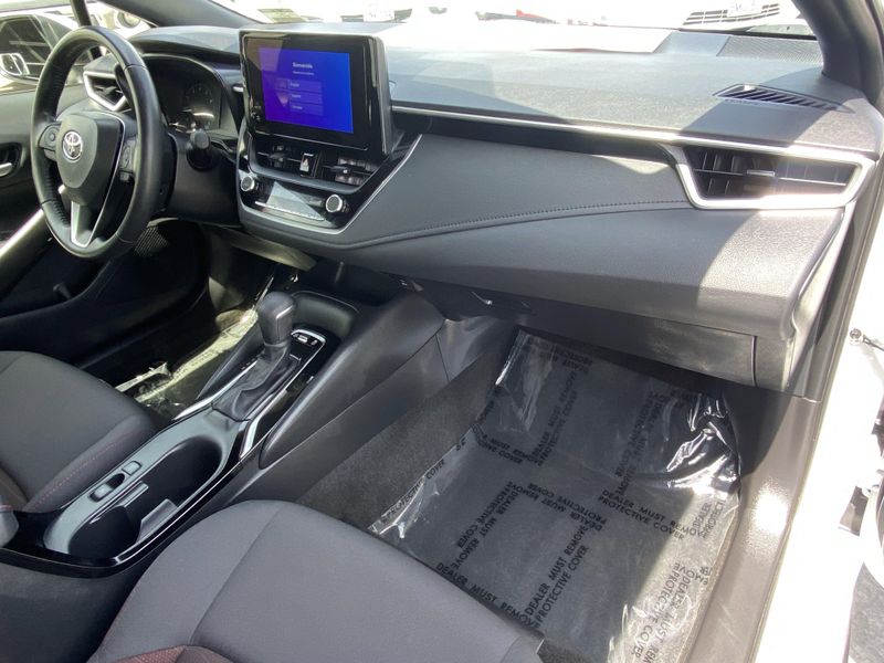 2024 Toyota Corolla SEImage 11