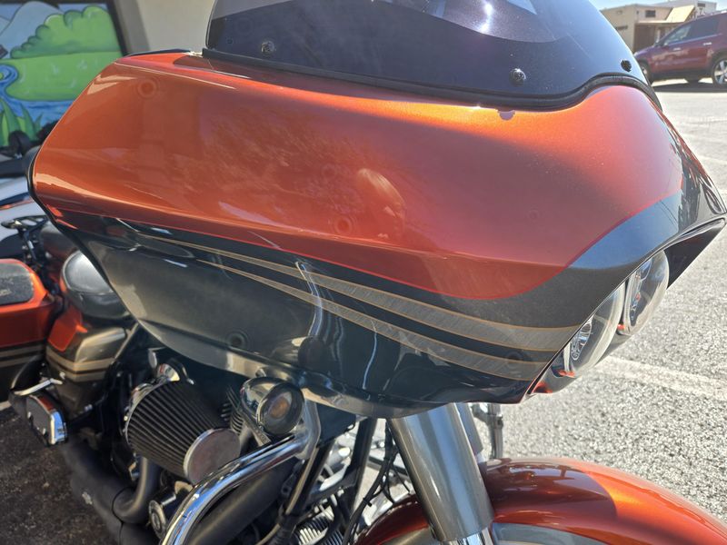 USED 2013 HARLEY ROAD GLIDE CVO  CUSTOM Image 11