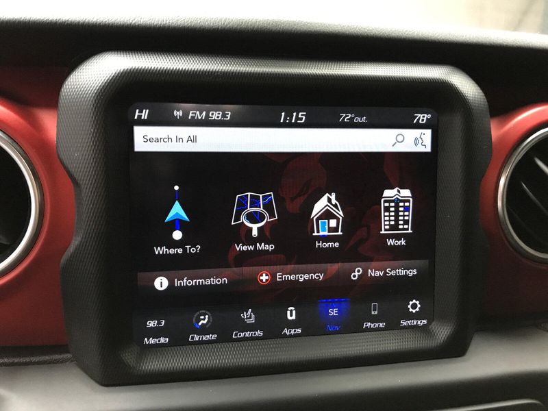 Used 2020 Jeep Gladiator RubiconImage 10