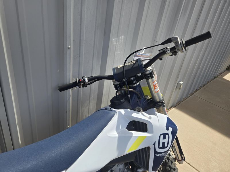 USED 2022 HUSQVARNA TC 250 Image 5