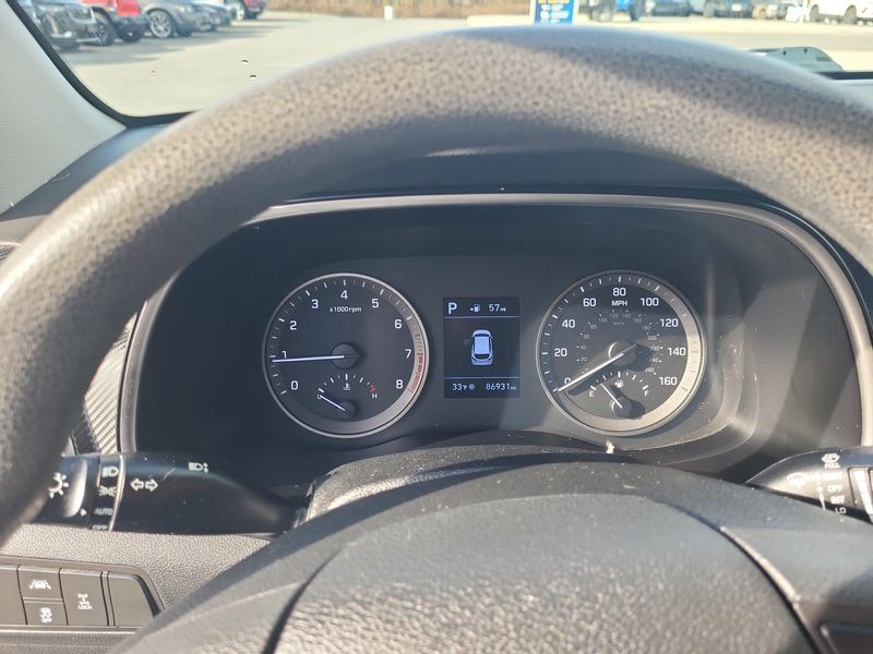Used 2019 Hyundai Tucson SEImage 5
