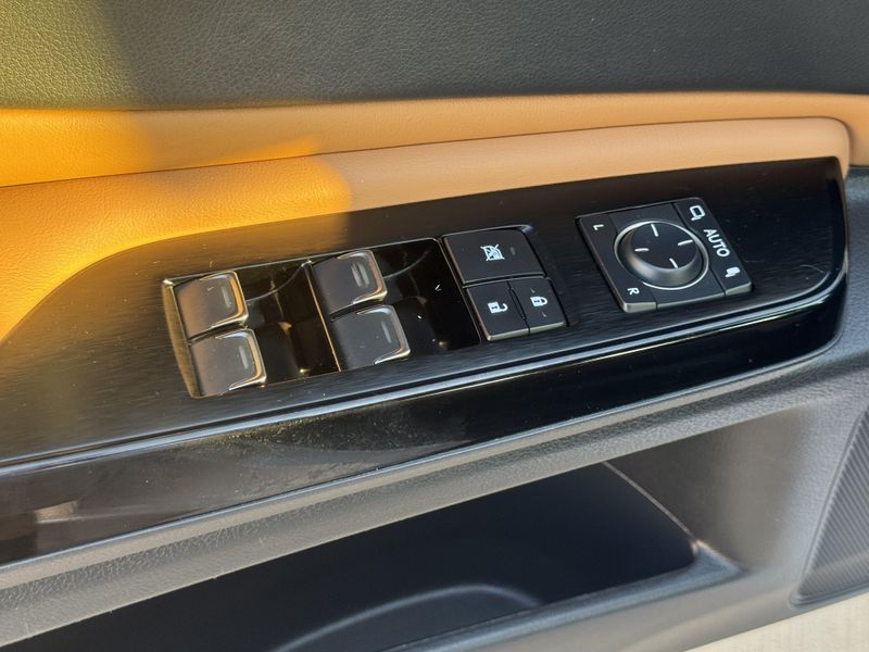 Used 2024 Lexus ES 350Image 18
