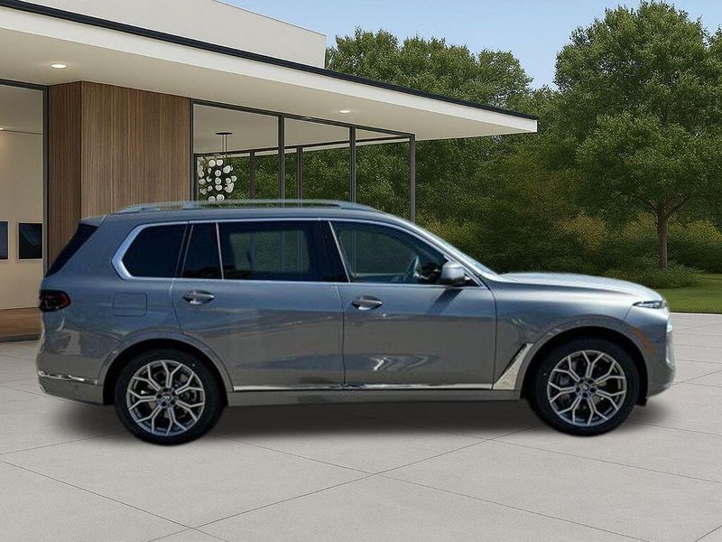 New 2026 BMW X7 xDrive40iImage 7