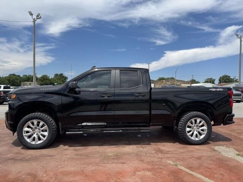 2020 Chevrolet Silverado 1500 CustomImage 8