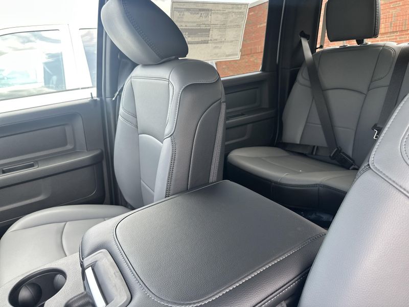 2025 RAM 4500 Tradesman Chassis Crew Cab 4x4 60