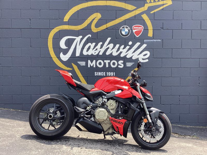 2024 Ducati Streetfighter V4 