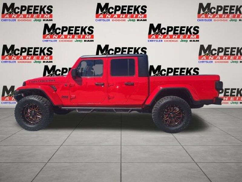 Used 2022 Jeep Gladiator SportImage 2