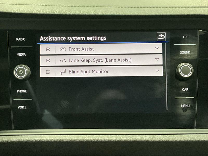 Used 2024 Volkswagen Jetta GLI AutobahnImage 6