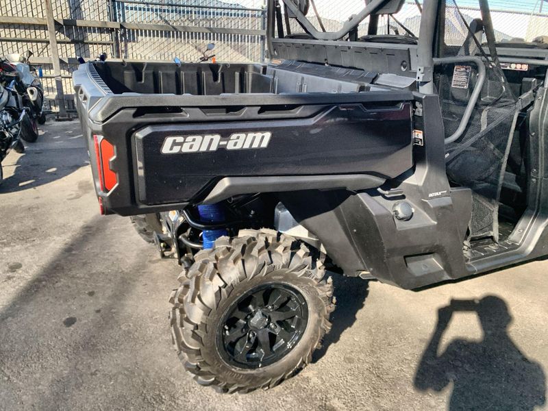 New 2025 Can-Am DEFENDER MAX XT HD10 Image 17