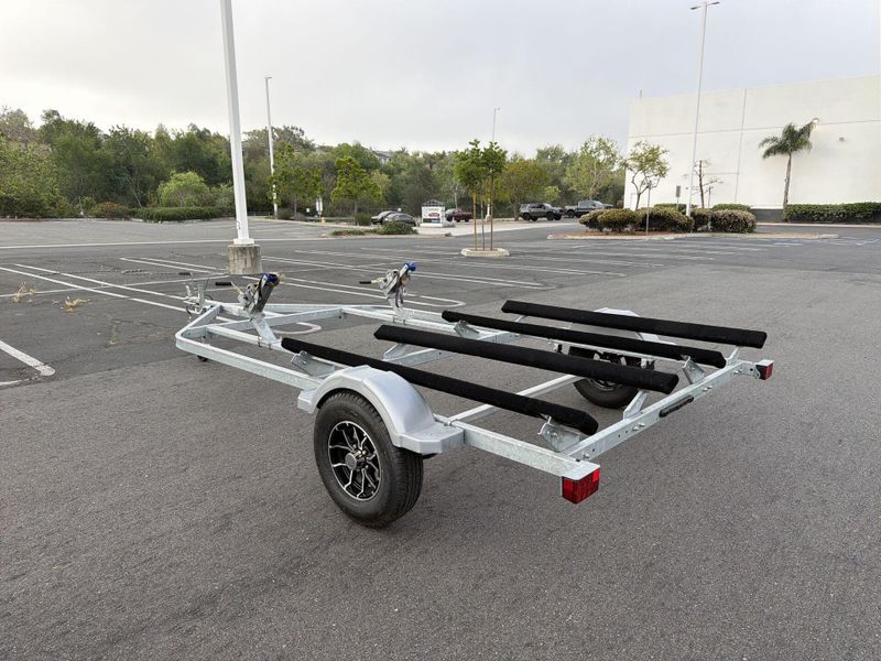 New 2023 Sea Doo MOVE II GAL Image 13