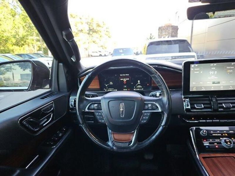 2018 Lincoln Navigator Select