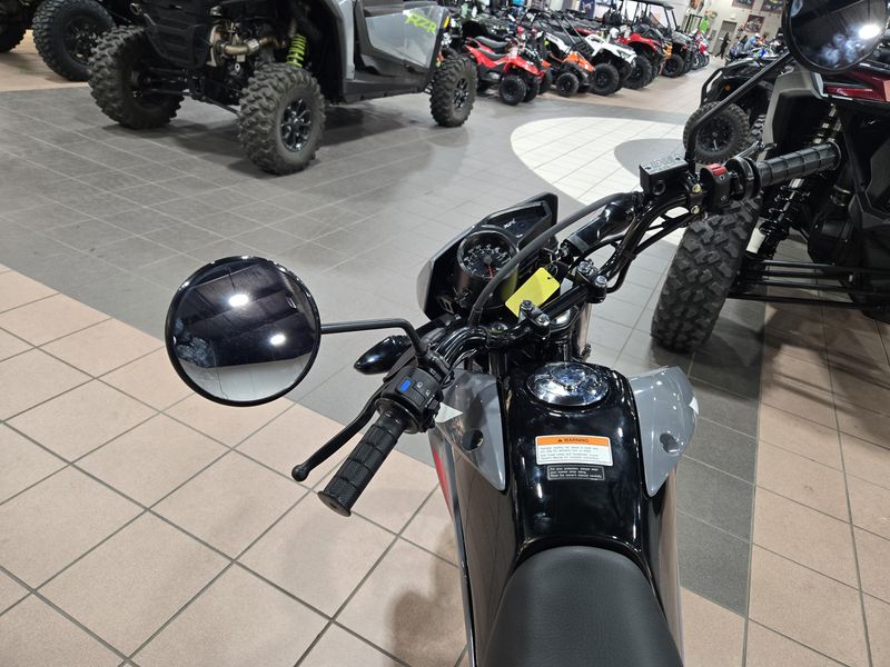 New 2025 Honda XR 150L DUALSPORT GRAY Image 18