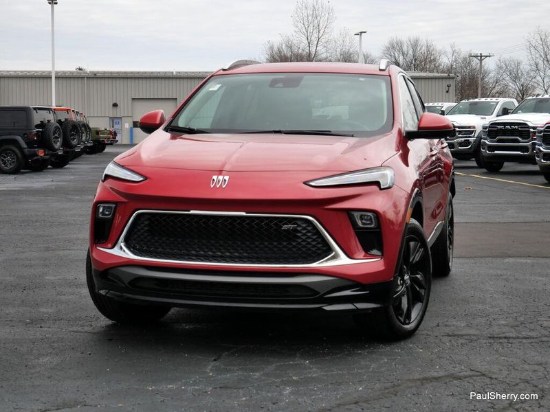 2024 Buick Encore GX Sport Touring photo 4