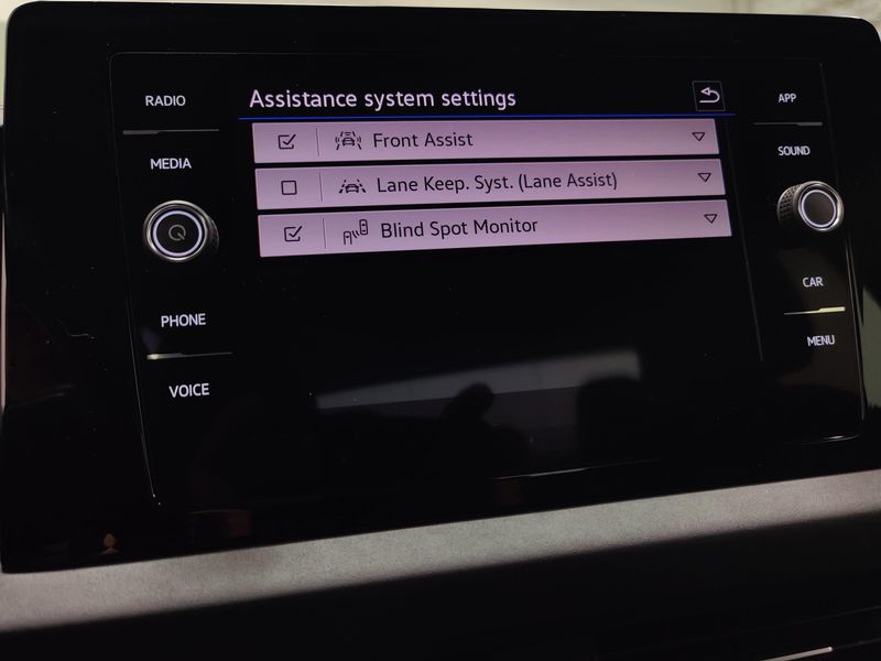 Used 2026 Volkswagen Jetta SE w/SunroofImage 6