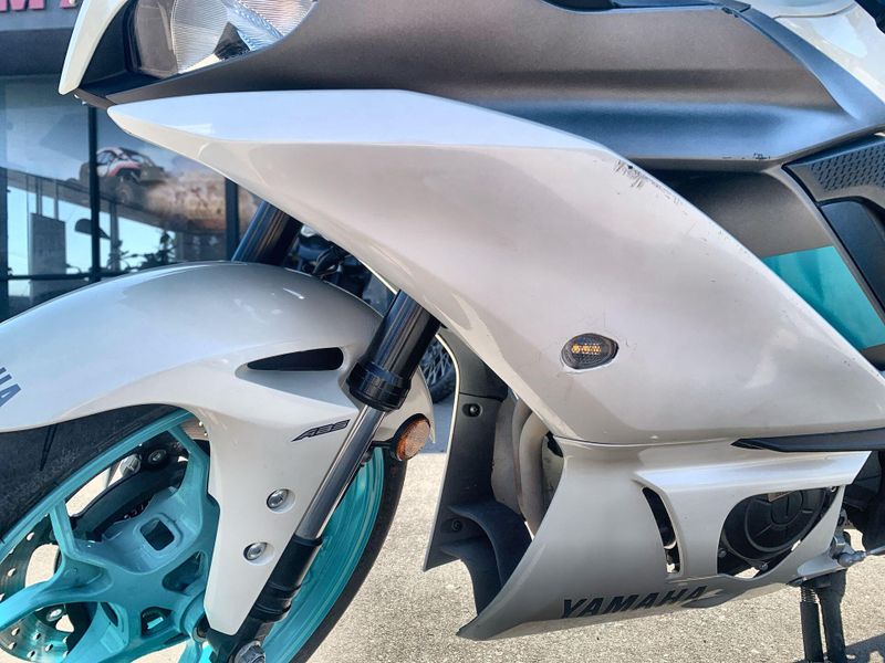 Used 2024 Yamaha YZF-R3 ABS Image 23