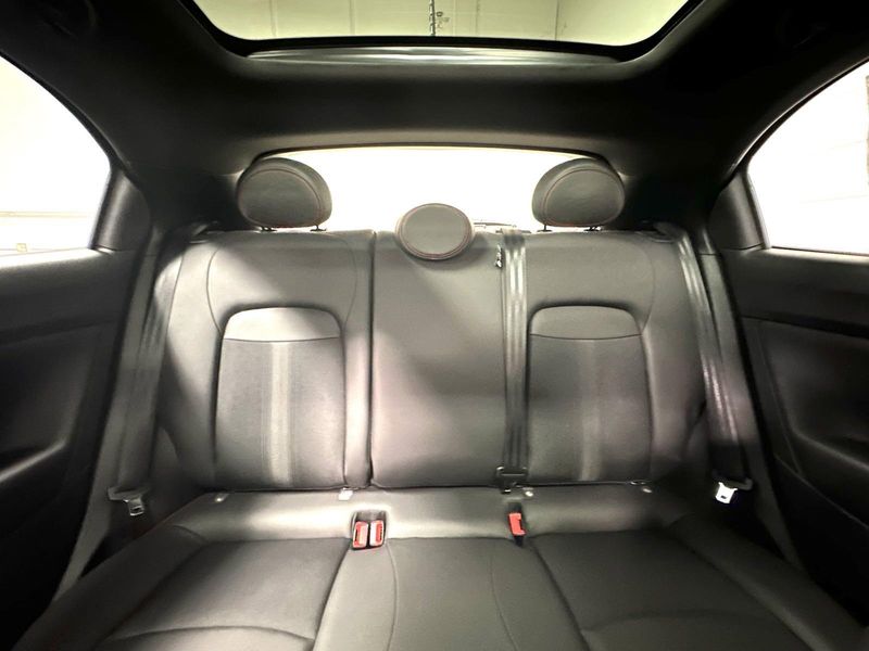 2022 Fiat 500X Sport AWD w/Sunroof in a Nero Cinema (Black Clear Coat) exterior color and Black Heated Seatsinterior. Schmelz Countryside Alfa Romeo (651) 867-3222 schmelzalfaromeo.com 