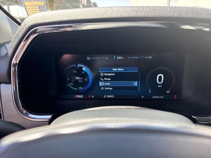 2023 Ford F-150 Lightning XLT photo 11