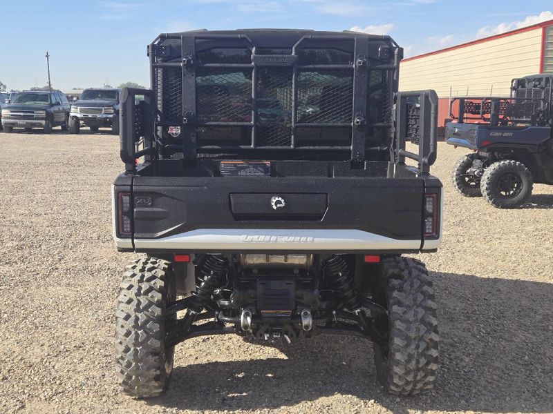 New 2027 Can-Am DEFENDER XU LTD HD11 Image 7