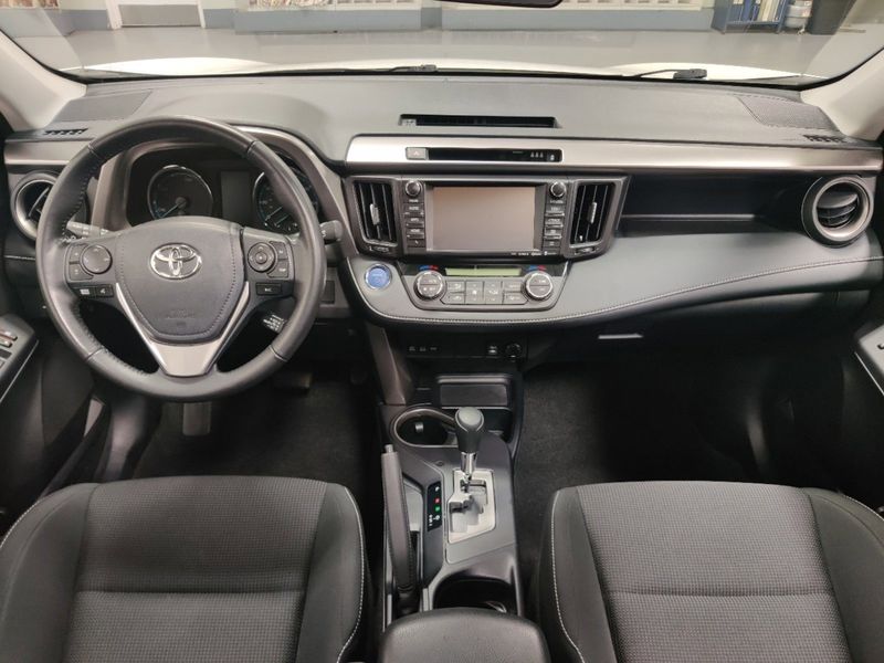 2018 Toyota RAV4 Hybrid XLE w/Navigation AWDImage 16