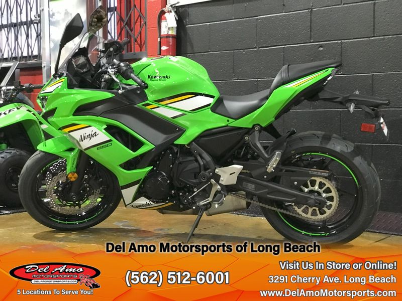 2025 Kawasaki NINJA 650 KRT EDITION ABSImage 4